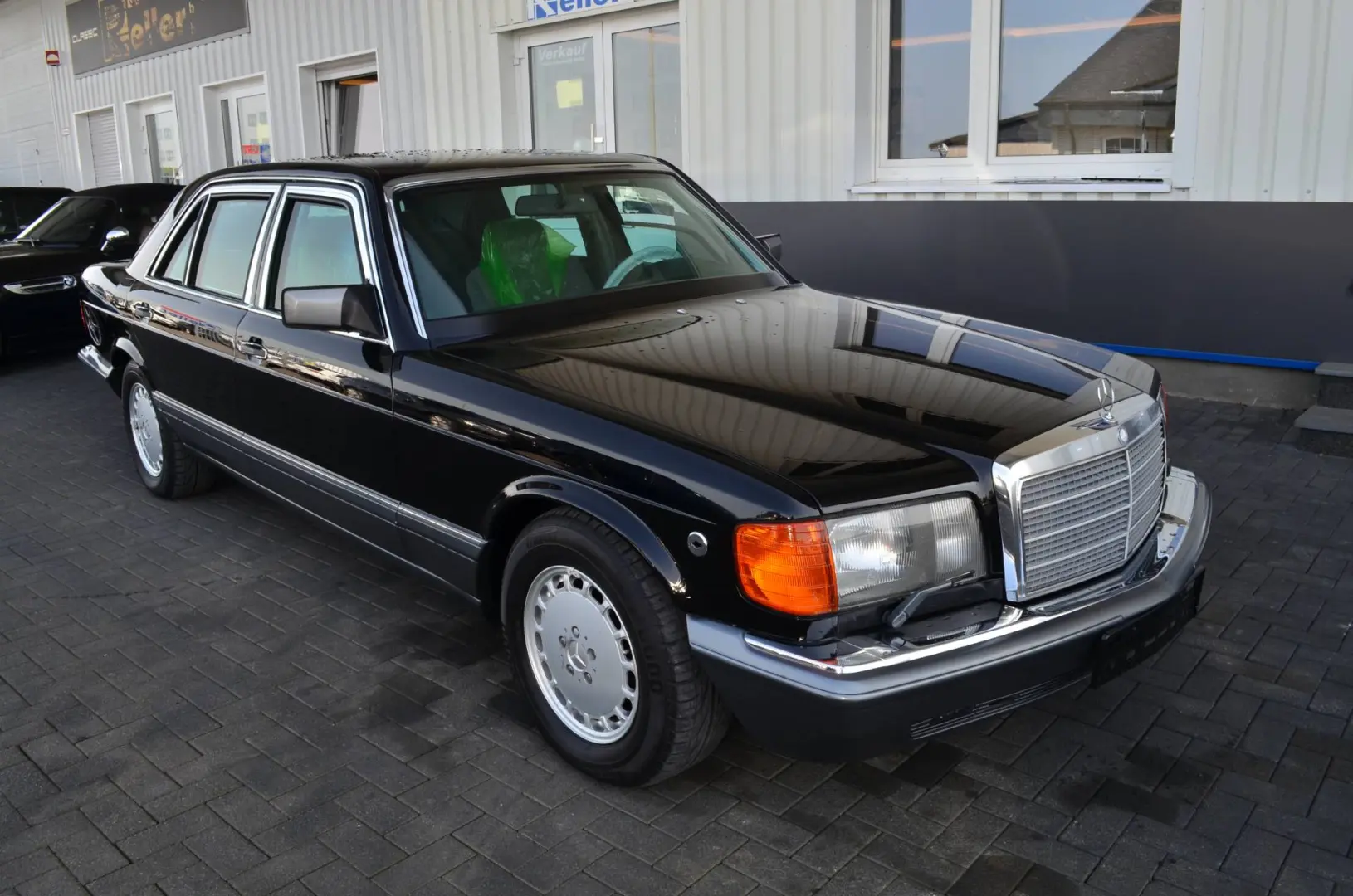 Mercedes-Benz  S 500 SEL 3