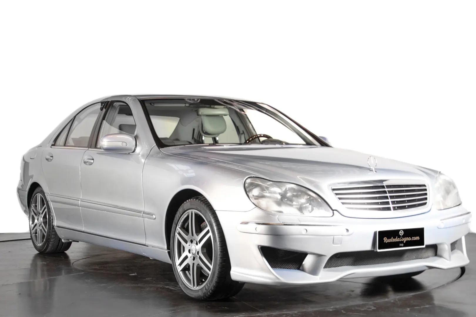 Mercedes-Benz  S 55 AMG 4