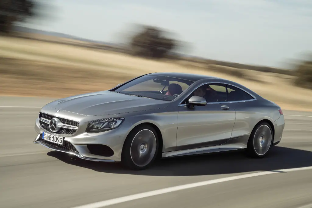 Mercedes-Benz  S 560 4Matic AMG 9G-Tronic 3