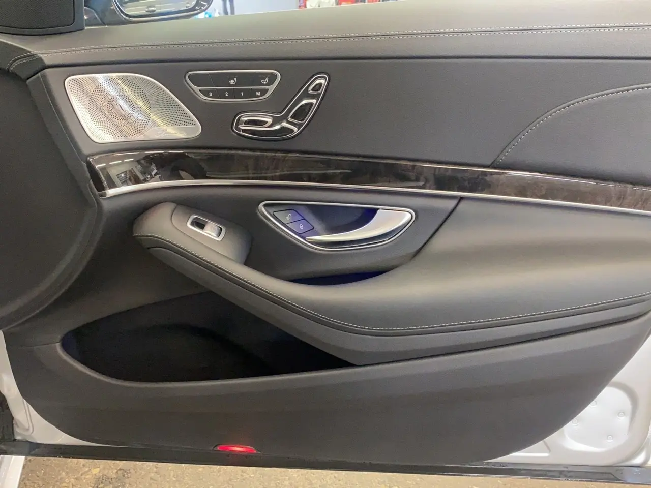 Mercedes-Benz  S 560 9G-Tronic 4