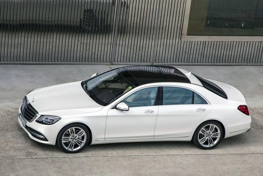 Mercedes-Benz  S 560 9G-Tronic 2