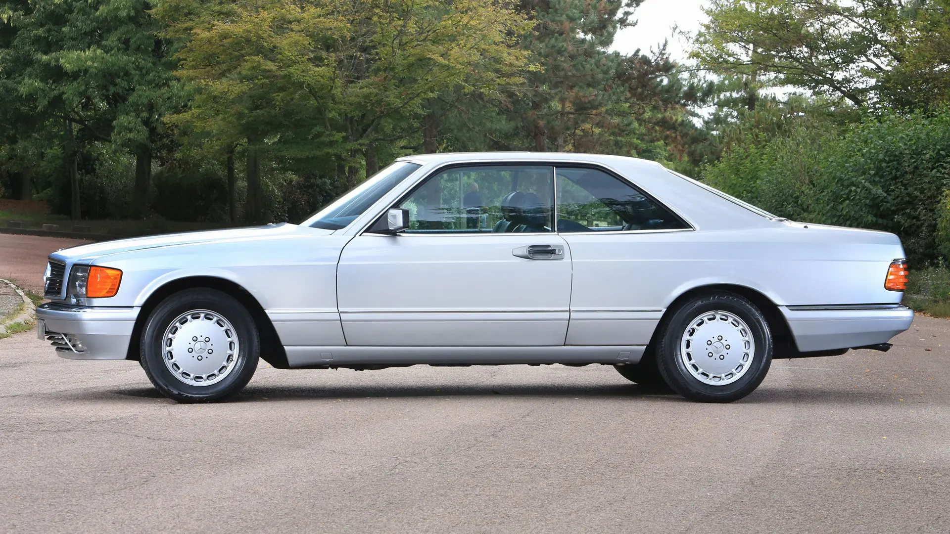 Mercedes-Benz  S 560 SEC 5