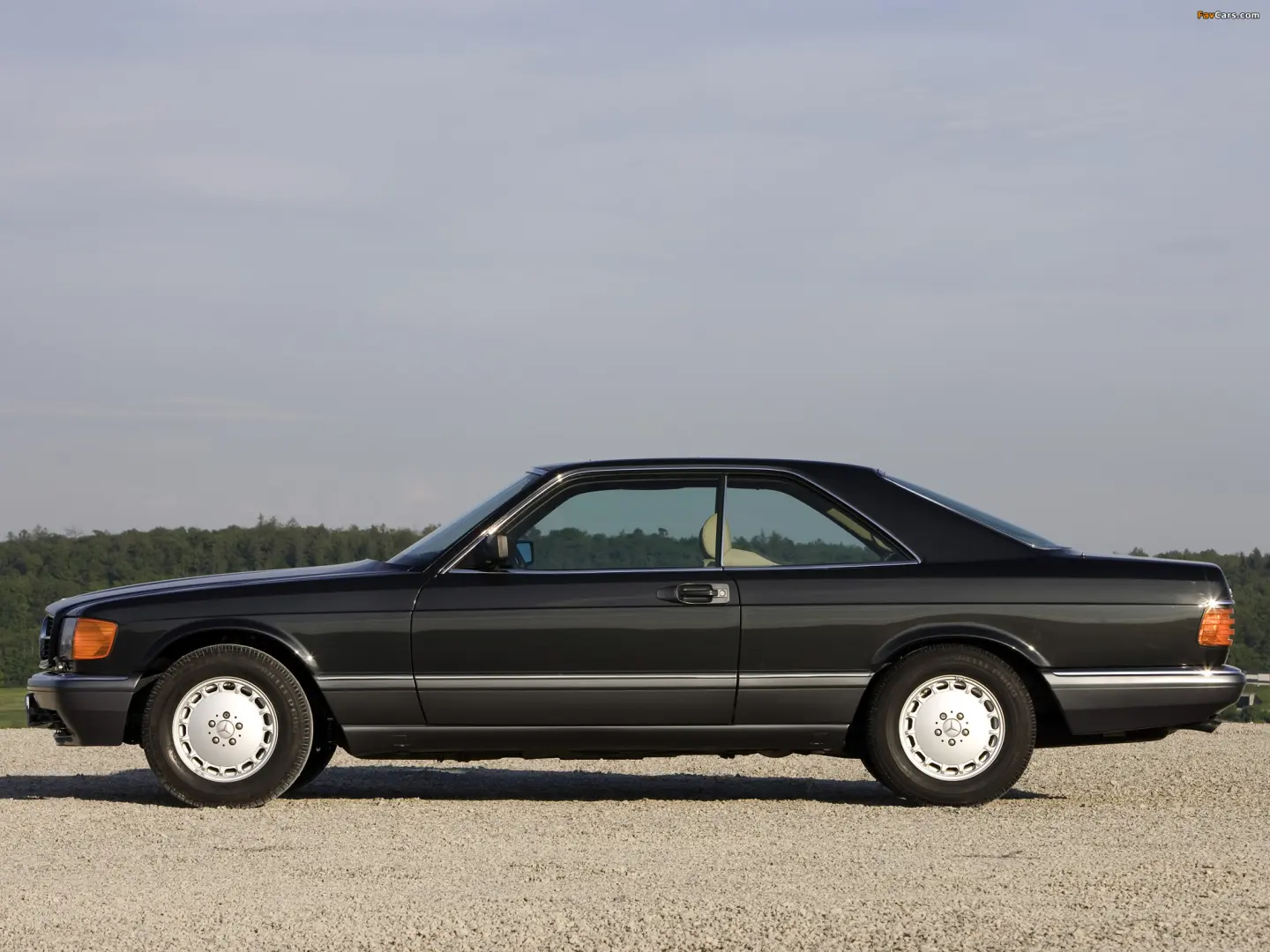 Mercedes-Benz  S 560 SEC 7