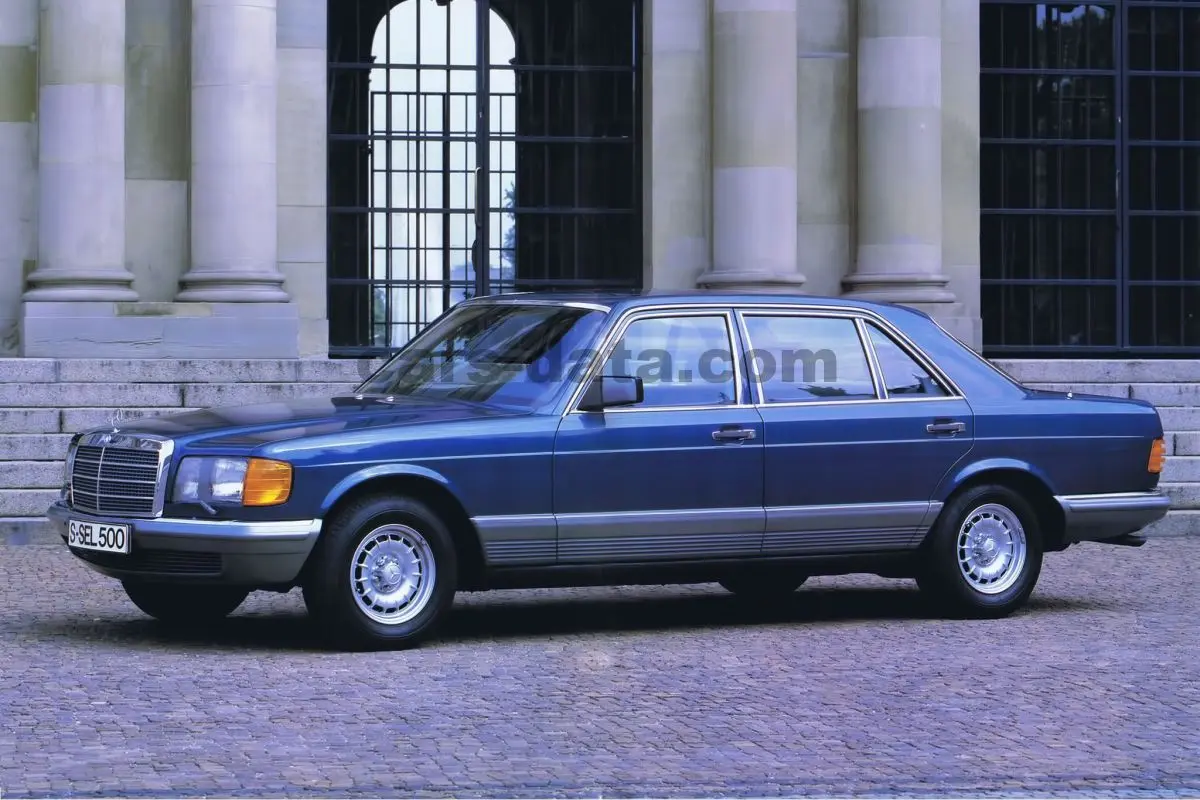 Mercedes-Benz  S 560 SEL 1