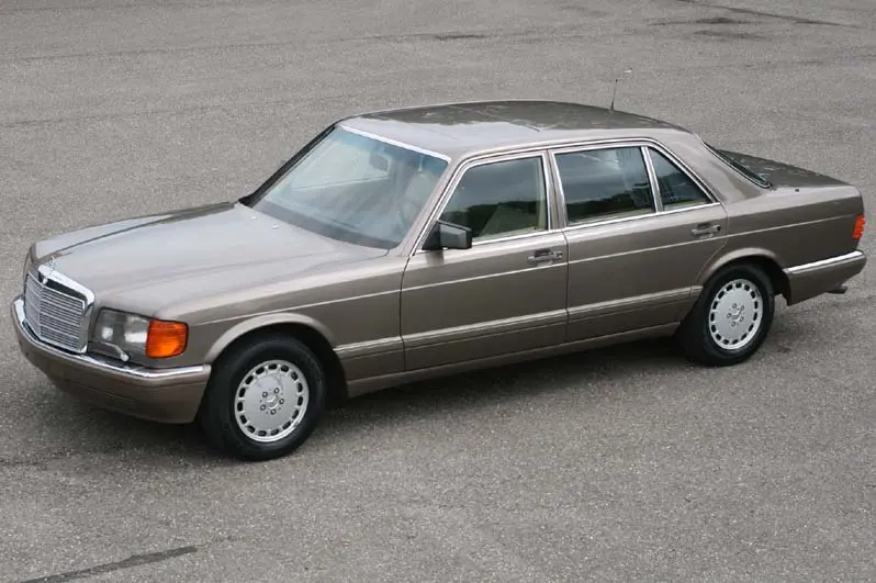 Mercedes-Benz  S 560 SEL 5