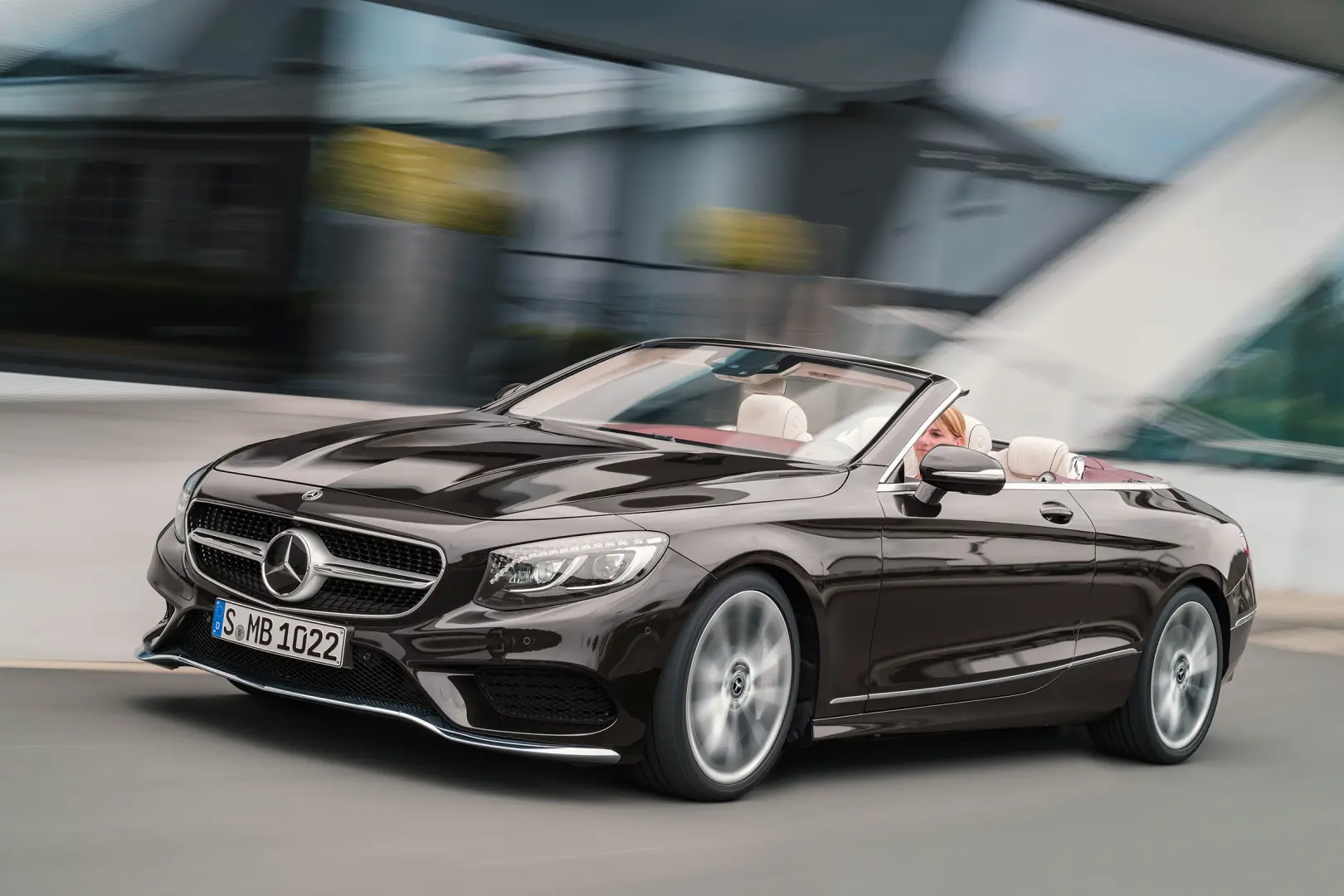 Mercedes-Benz  S 560 Sport 9G-Tronic 2