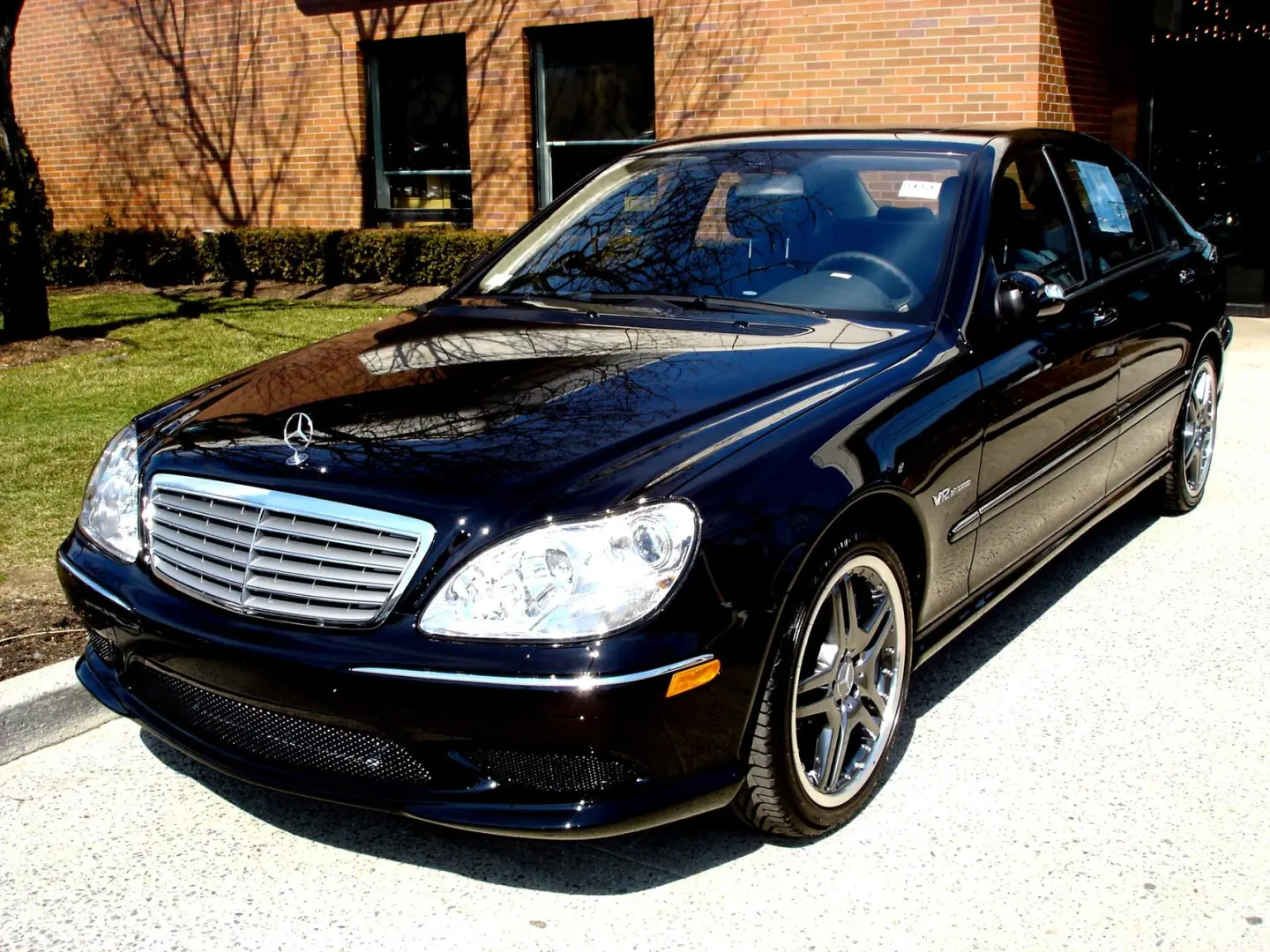 Mercedes-Benz  S 600 Long 2