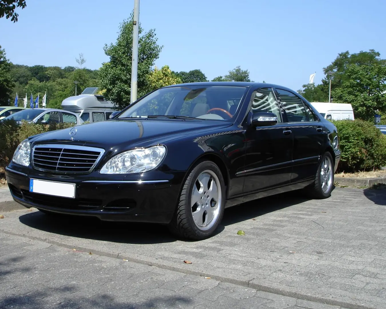 Mercedes-Benz  S 600 Long 4