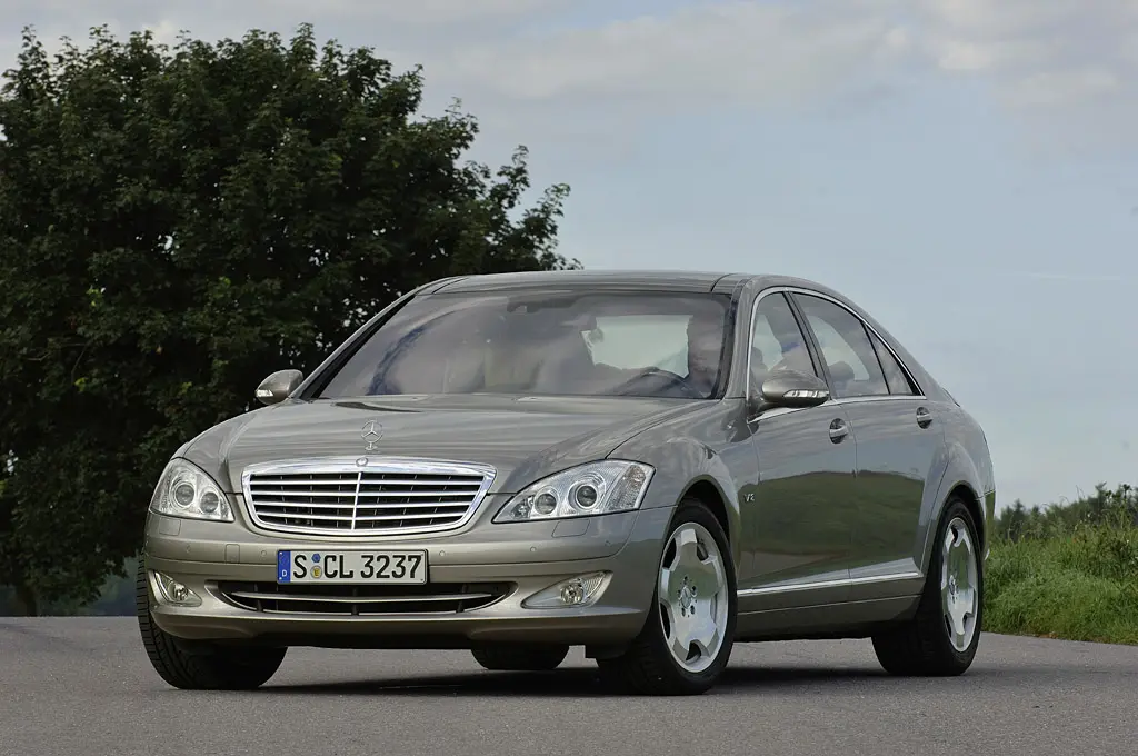 Mercedes-Benz  S 600 Long 2