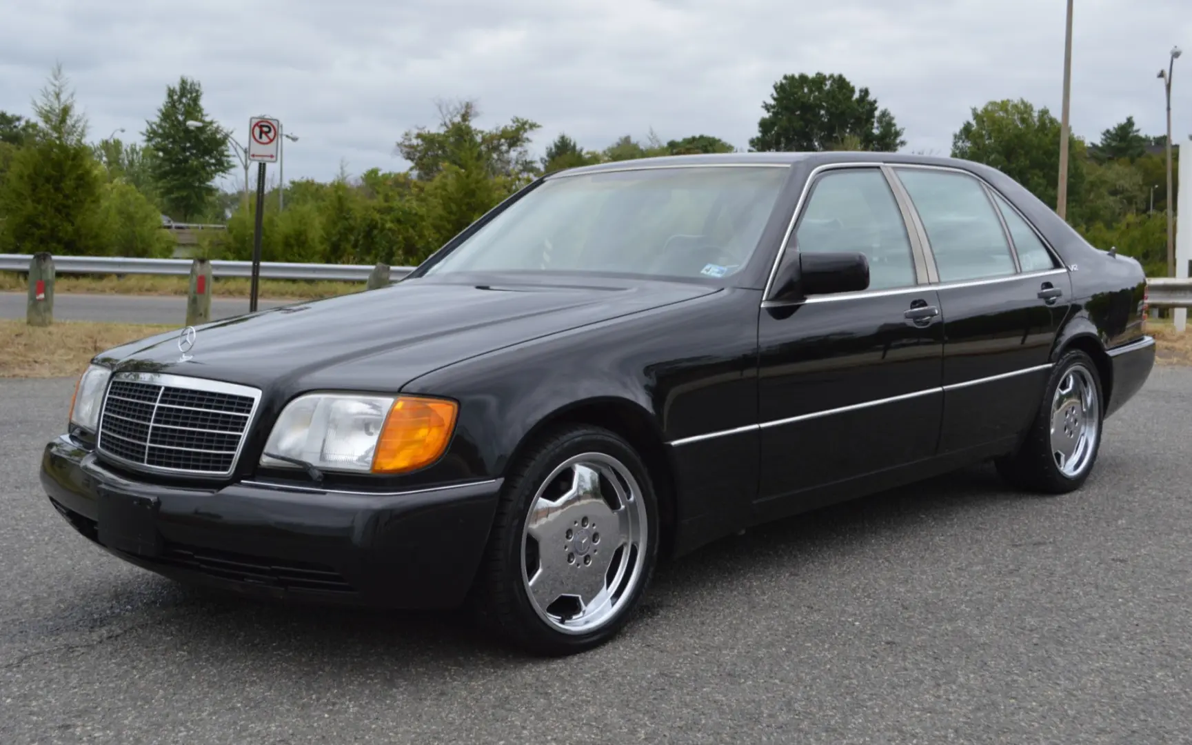 Mercedes-Benz  S 600 SEL 4