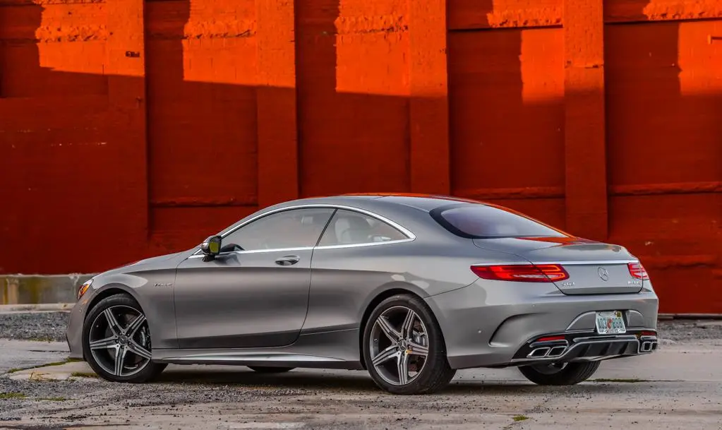 Mercedes-Benz  S 63 4Matic AMG 7G-Tronic 5