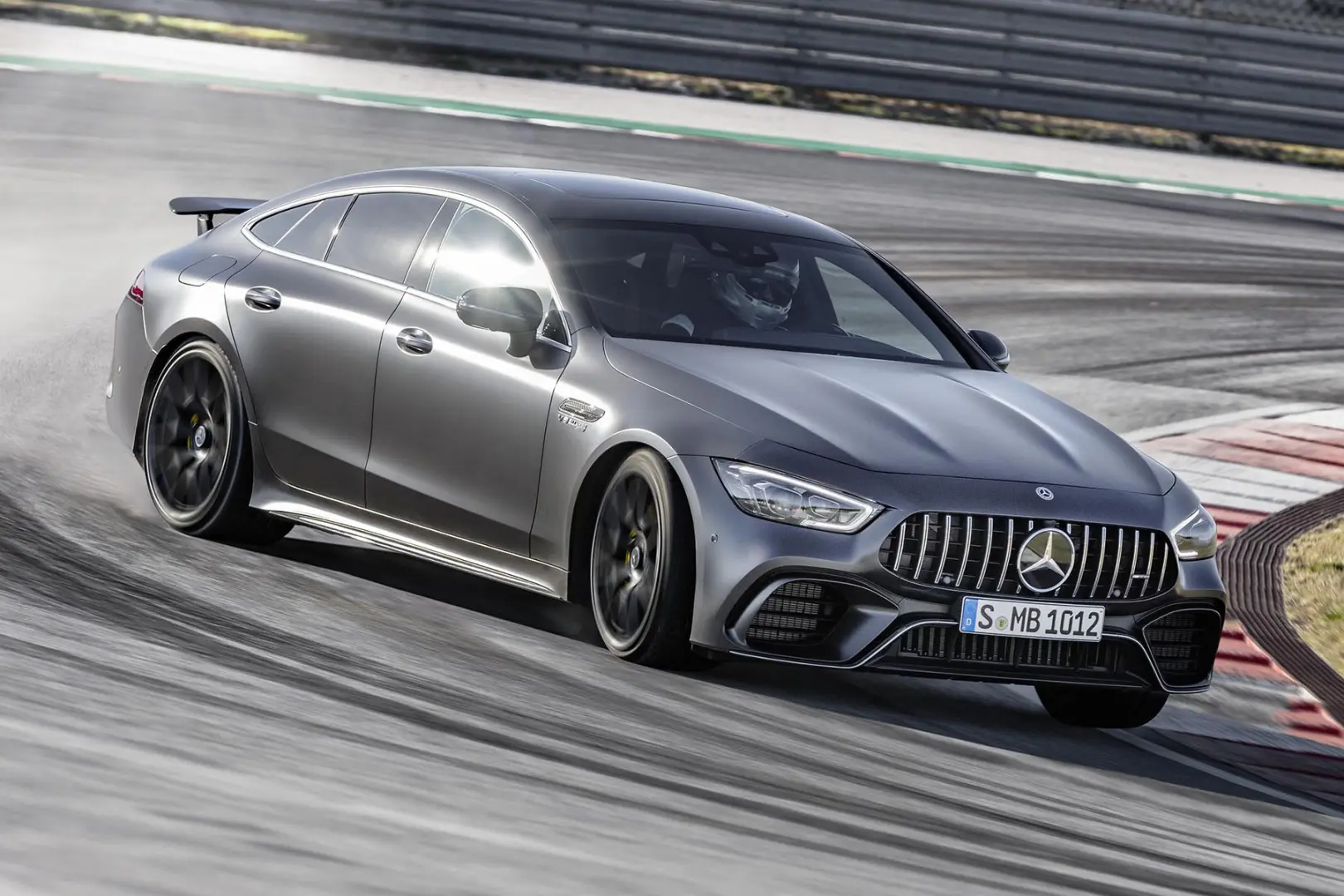 Mercedes-Benz  AMG-GT 4.0 S Performance Speedshift DCT 7