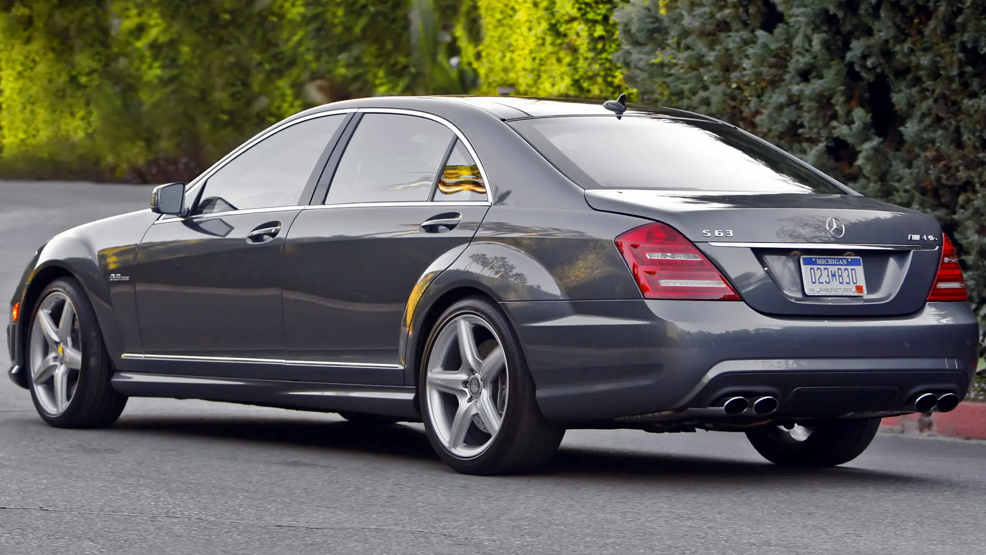 Mercedes-Benz  S 63 Long AMG Business 5