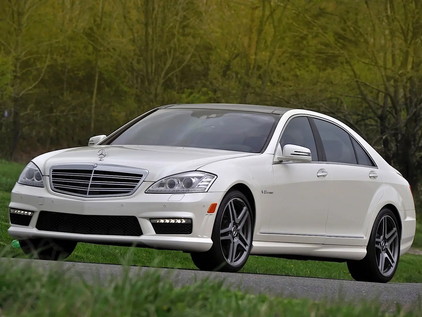 Mercedes-Benz  S 65 AMG 1