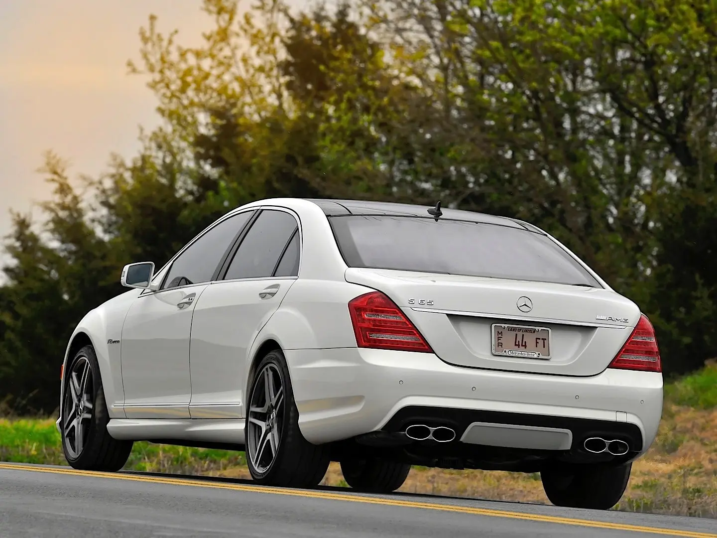 Mercedes-Benz  S 65 AMG 2