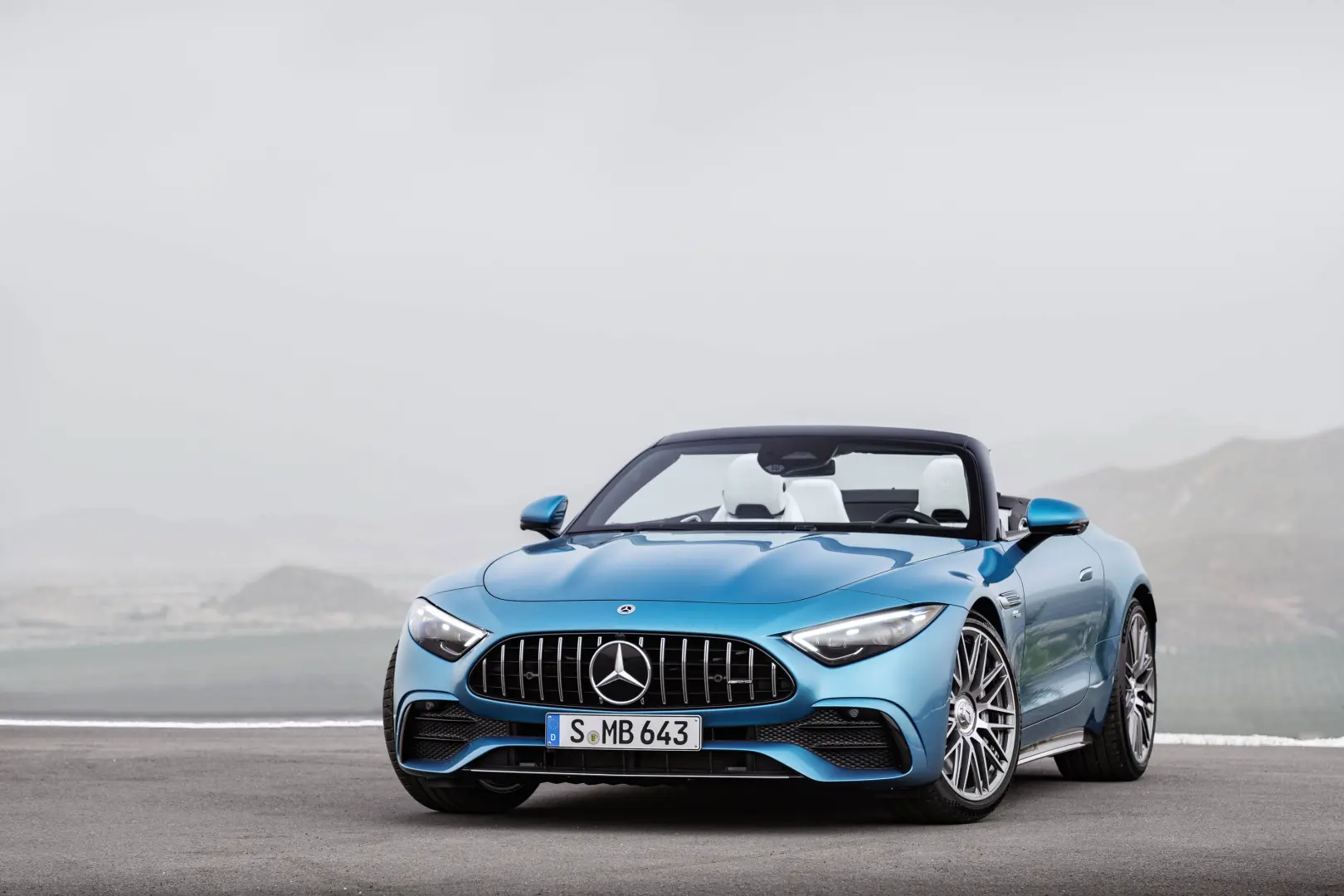 Mercedes-Benz SL SL 43 AMG Performance 1