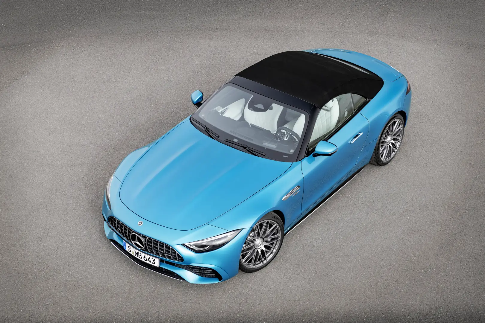 Mercedes-Benz SL SL 43 AMG Performance 3