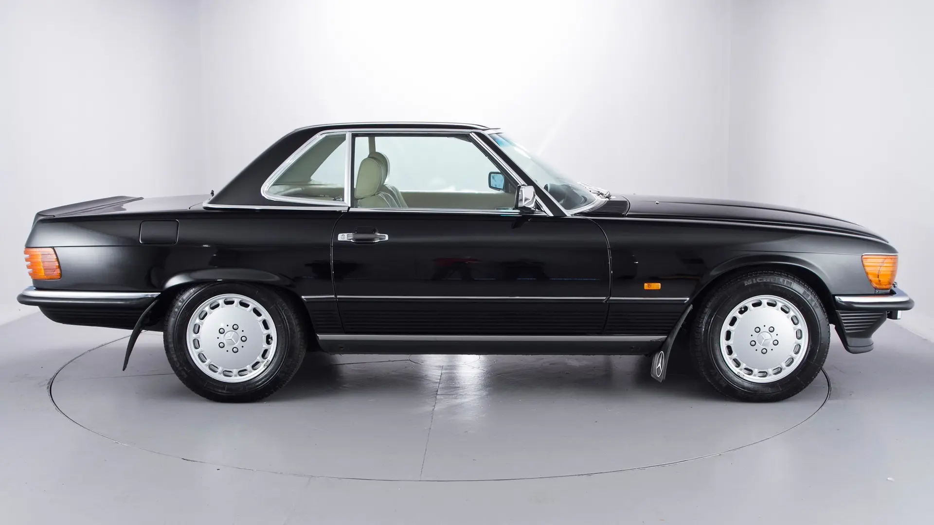 Mercedes-Benz SL SL 500 SL 5