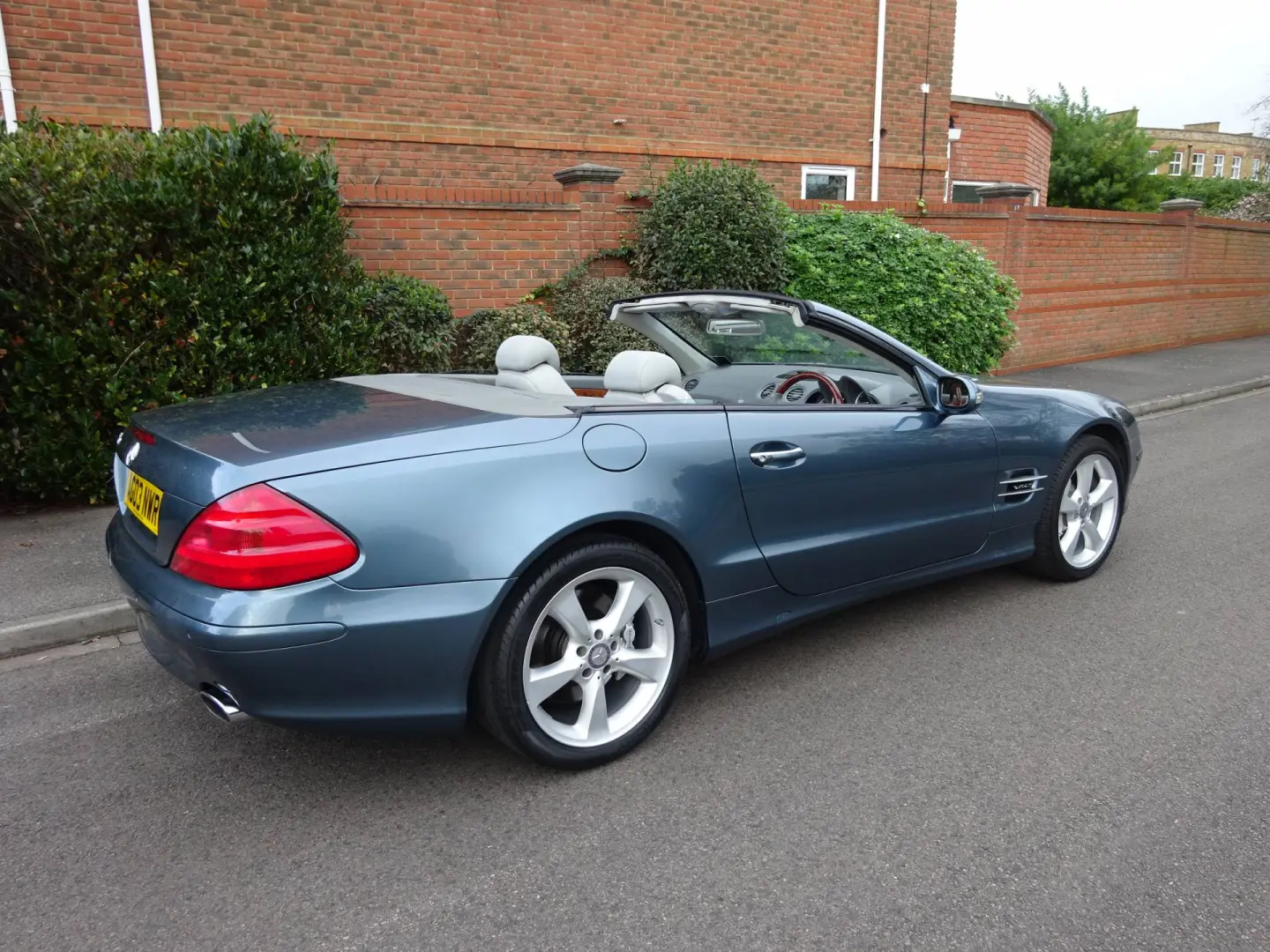 Mercedes-Benz SL SL 600 1