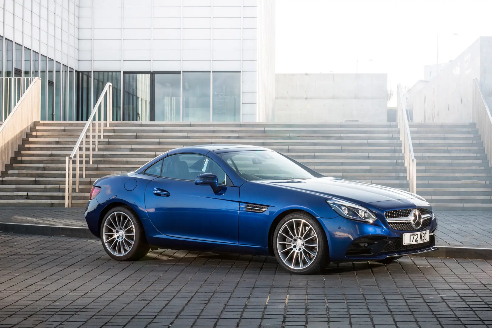 Mercedes-Benz SLC SLC 180 AMG 9G-Tronic 4