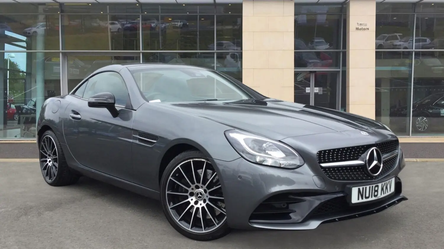 Mercedes-Benz SLC SLC 180 AMG 9G-Tronic 4