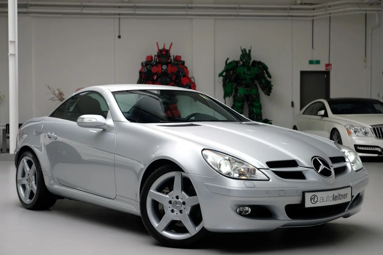 Mercedes-Benz SLK SLK 350 1