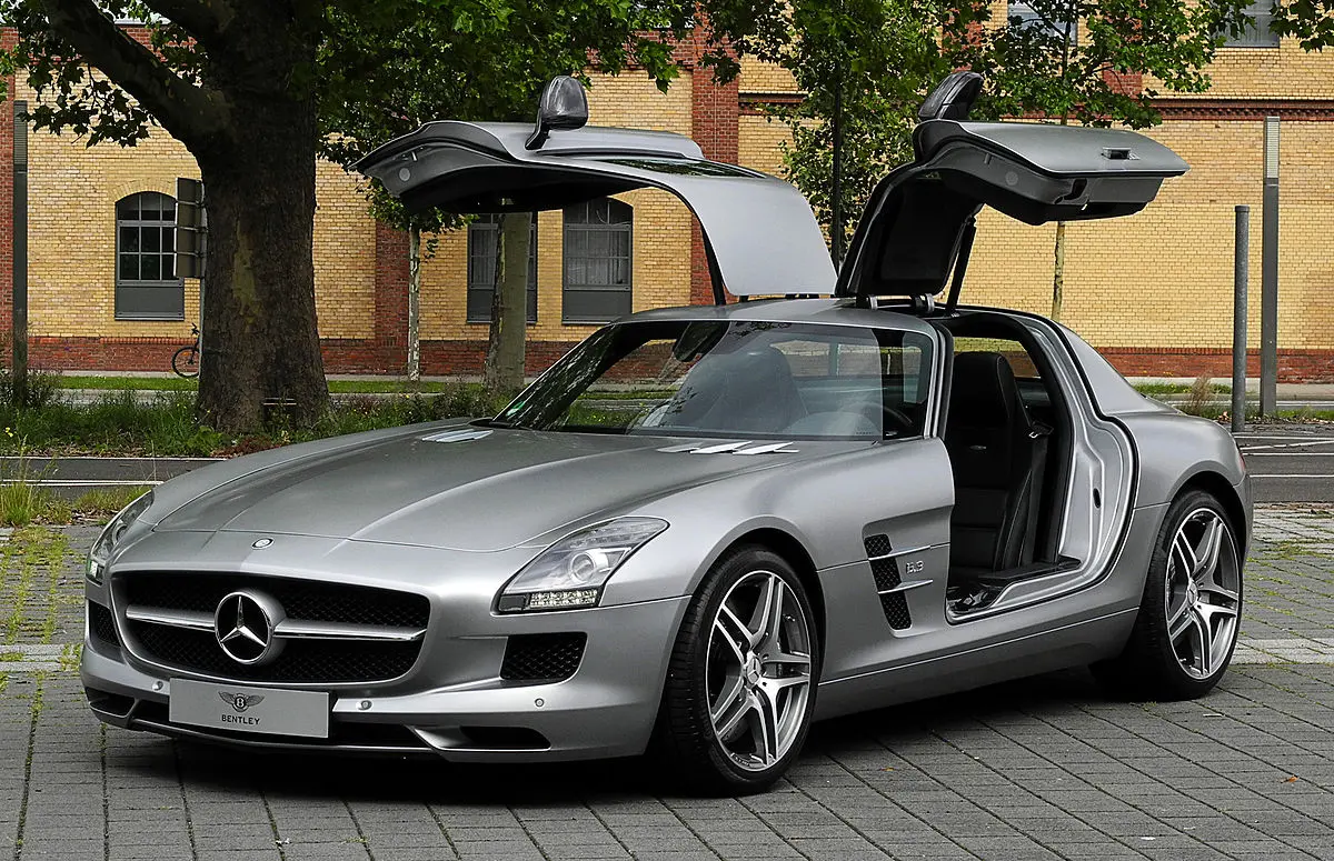 Mercedes-Benz SLS AMG SLS AMG 6.2 3