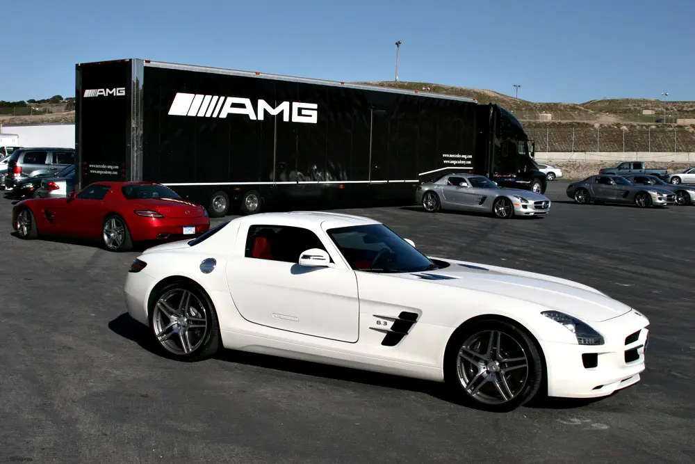 Mercedes-Benz SLS AMG SLS AMG 6.2 5