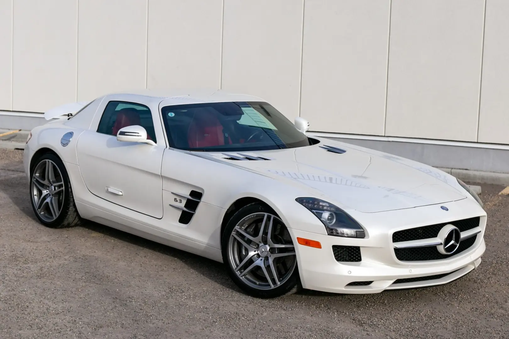 Mercedes-Benz SLS AMG SLS AMG 6.2 3