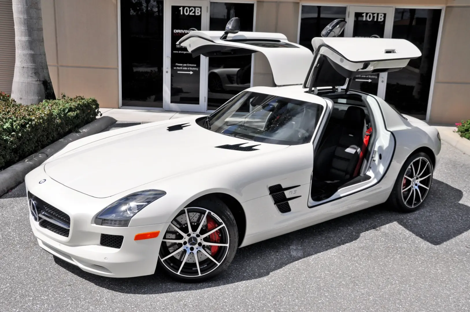 Mercedes-Benz SLS AMG SLS AMG 6.2 GT 4