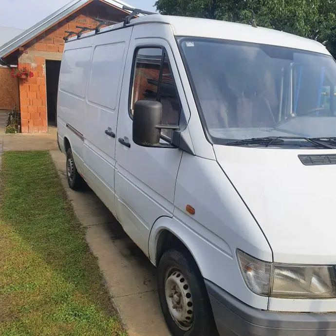Mercedes-Benz  Sprinter 208 CDI 6