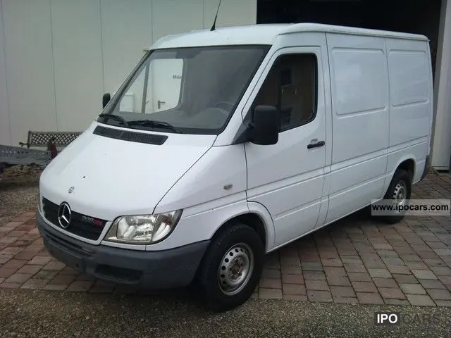 Mercedes-Benz  Sprinter 208 CDI 2