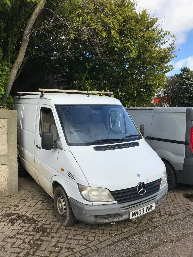 Mercedes-Benz  Sprinter 208 CDI 5