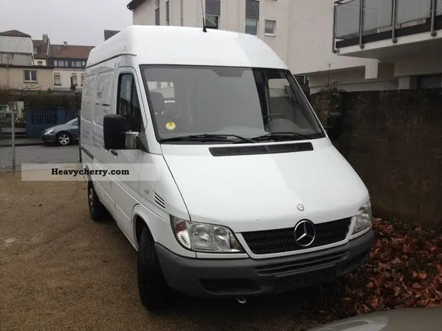 Mercedes-Benz  Sprinter 208 CDI 5