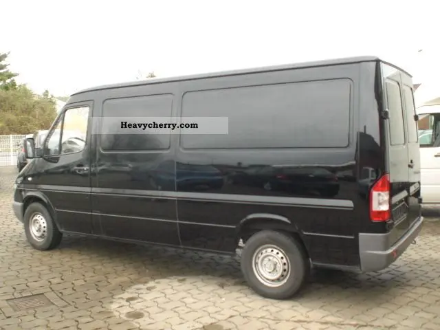 Mercedes-Benz  Sprinter 208 CDI 4