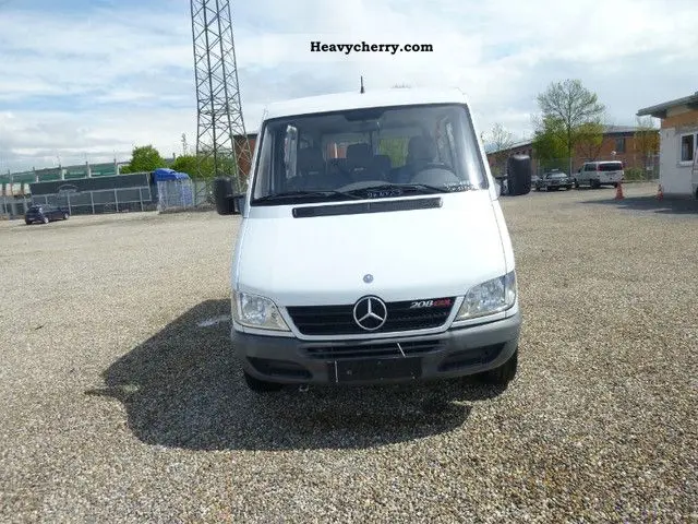 Mercedes-Benz  Sprinter 208 CDI 6