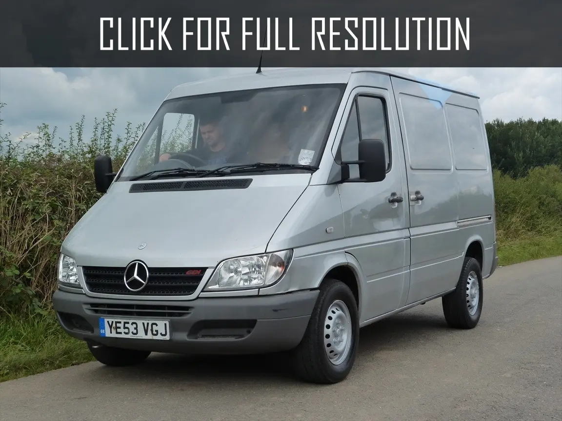 Mercedes-Benz  Sprinter 208 D 5