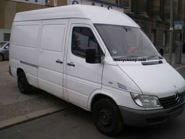 Mercedes-Benz  Sprinter 208 CDI 2