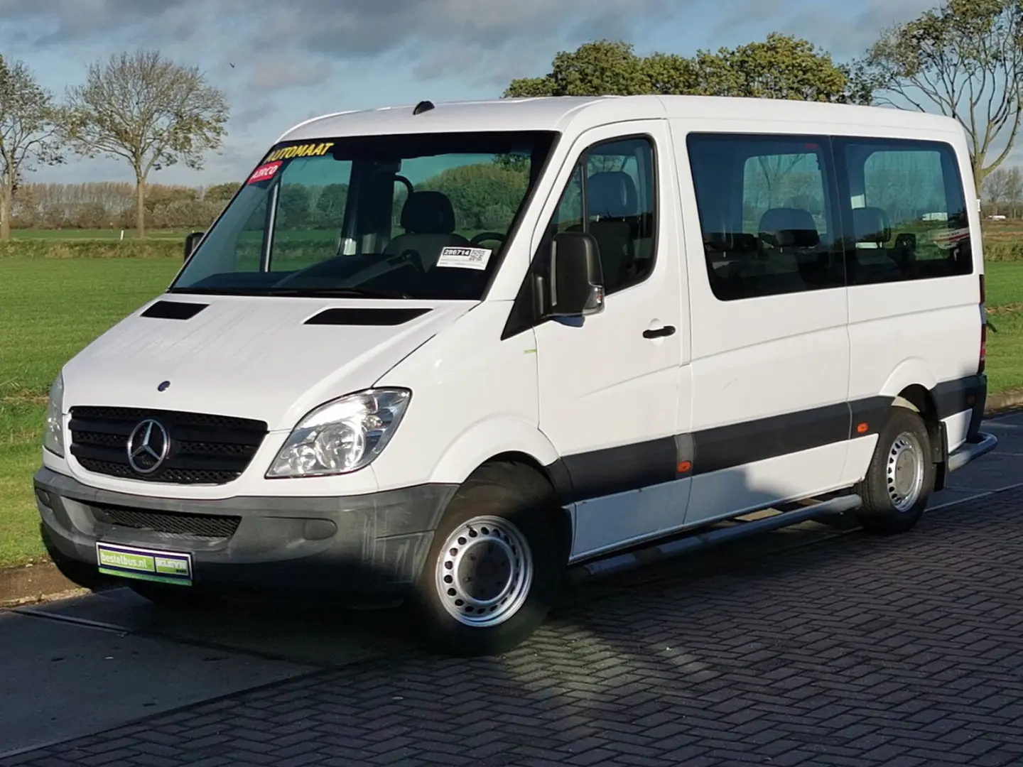 Mercedes-Benz  Sprinter 211 CDI 6