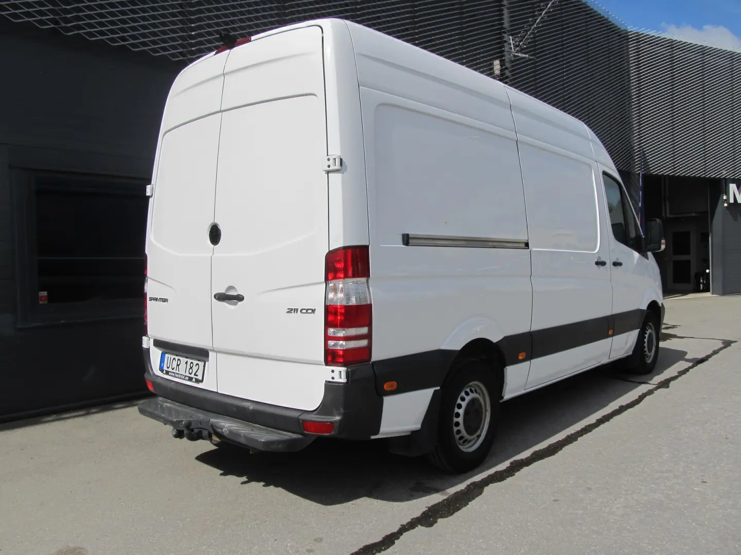Mercedes-Benz  Sprinter 211 CDI 6