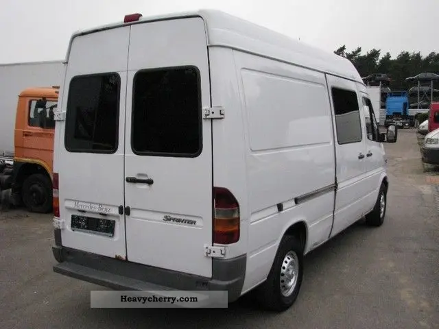 Mercedes-Benz  Sprinter 213 CDI 2