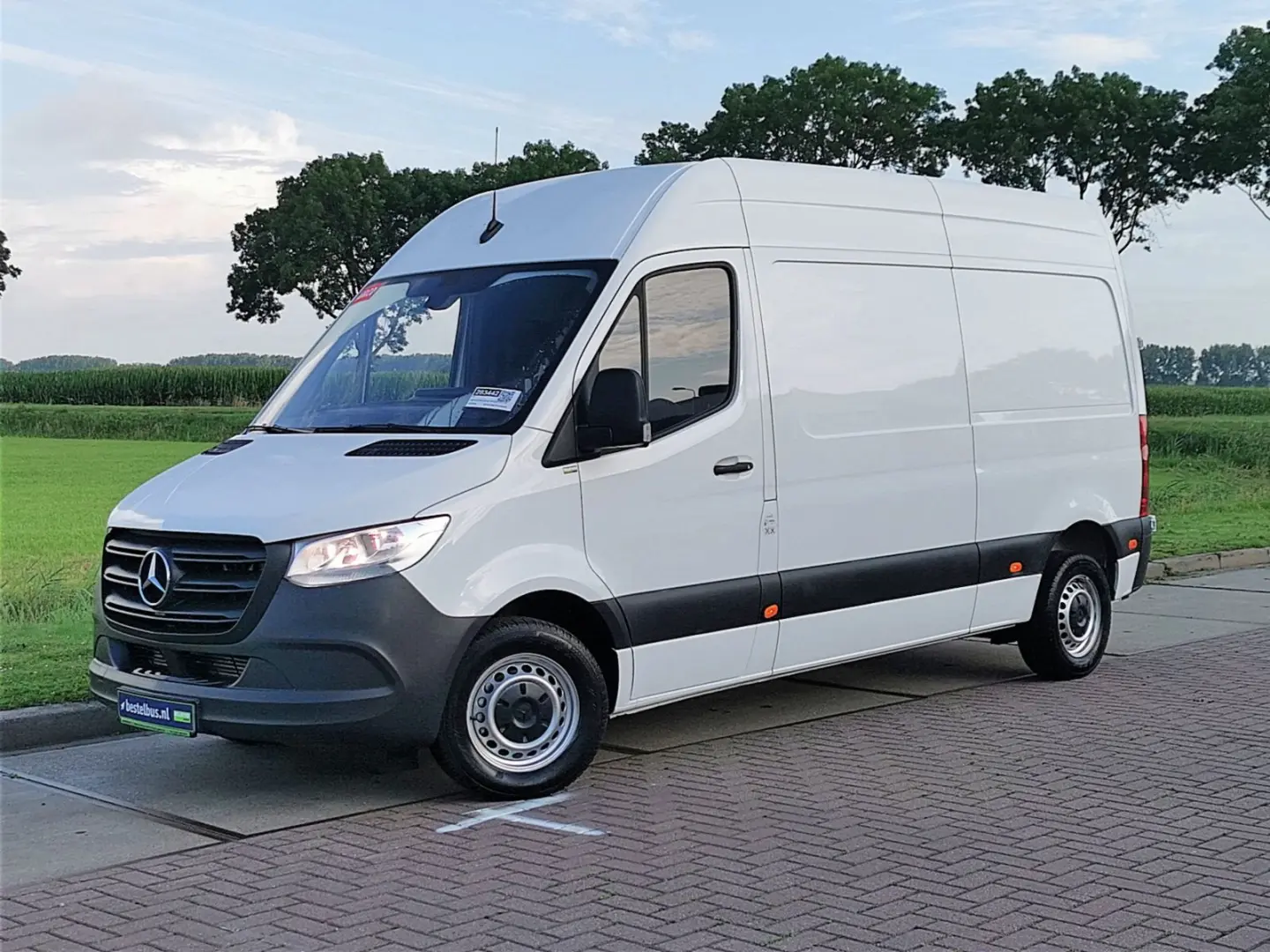 Mercedes-Benz  Sprinter 214 901.061 7