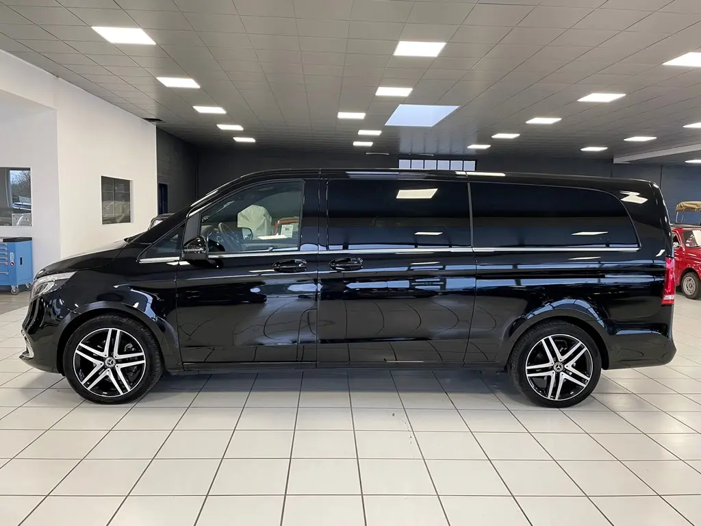 Mercedes-Benz  V 300d 4Matic AMG 9G-Tronic 6