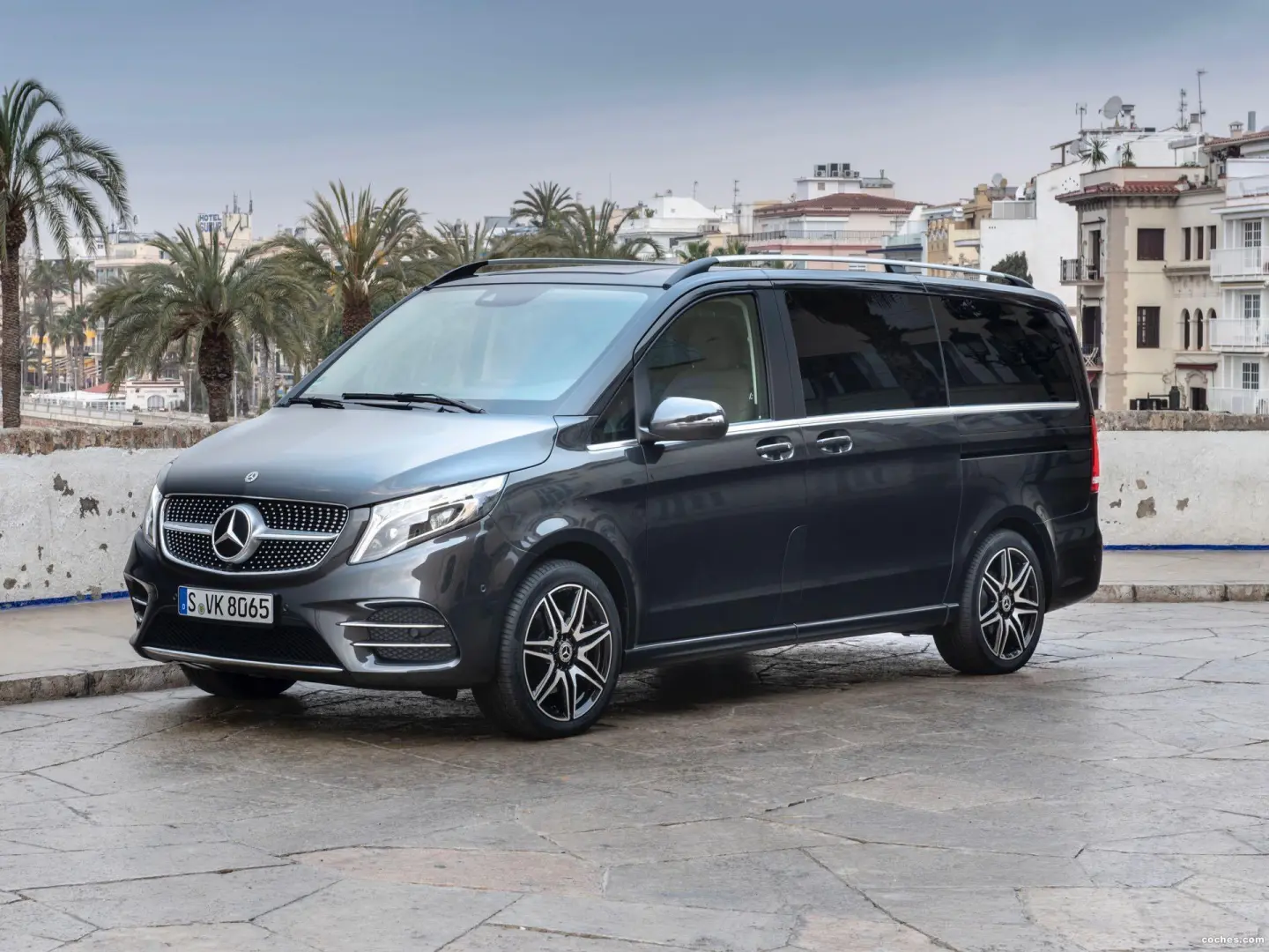 Mercedes-Benz  V 300d 4Matic Avantgarde Edition E. Uzun 1