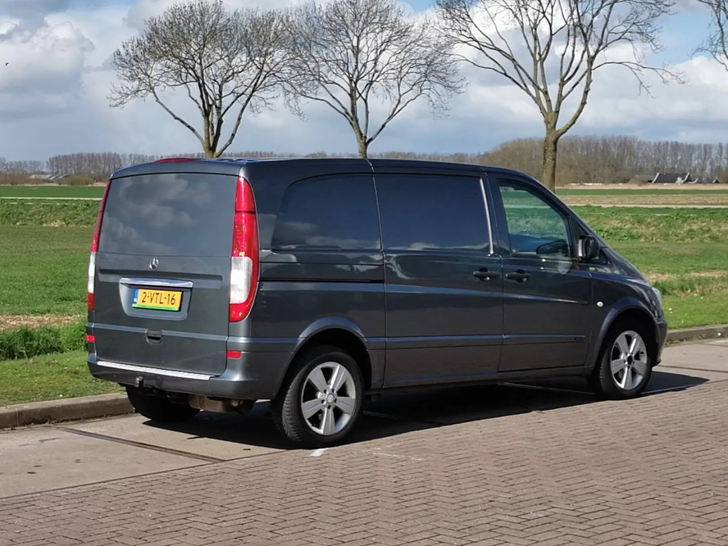Mercedes-Benz Vito Vito 122 6
