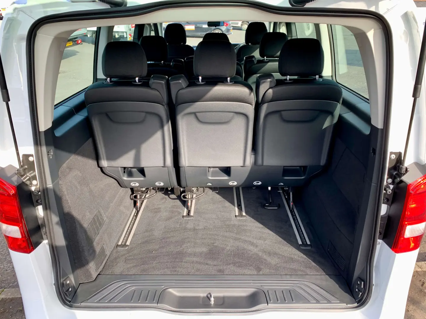 Mercedes-Benz Vito Vito 123 E 4