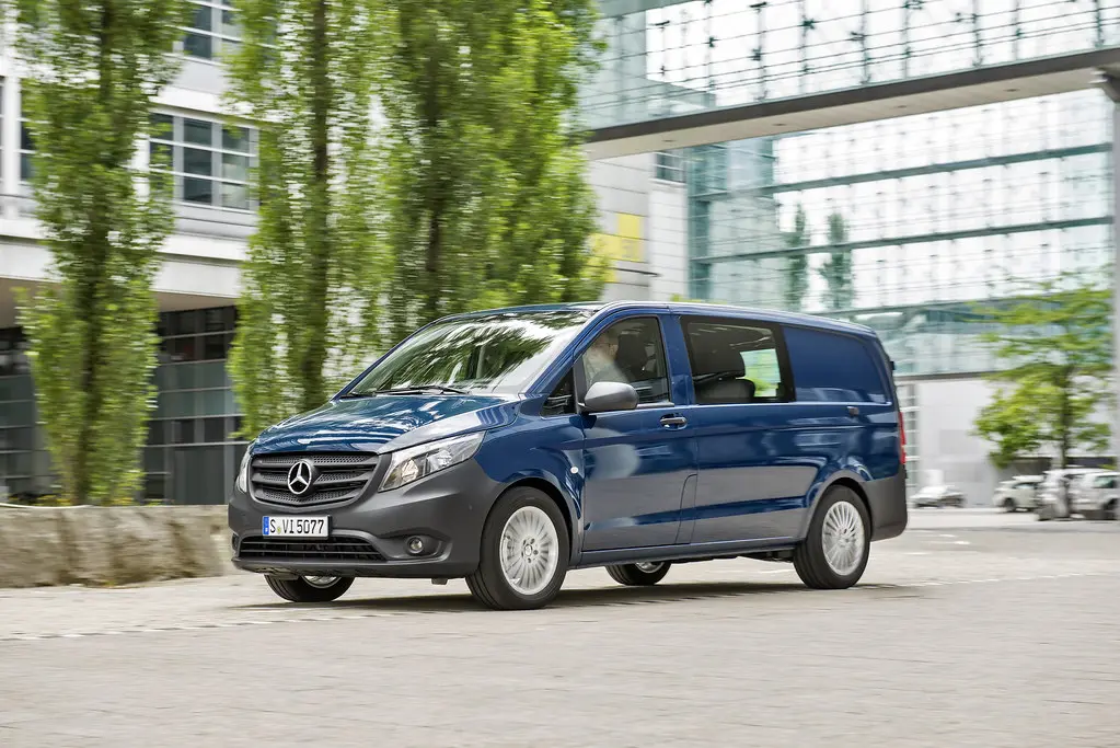 Mercedes-Benz Vito Vito Mixto 111 CDI Uzun 4