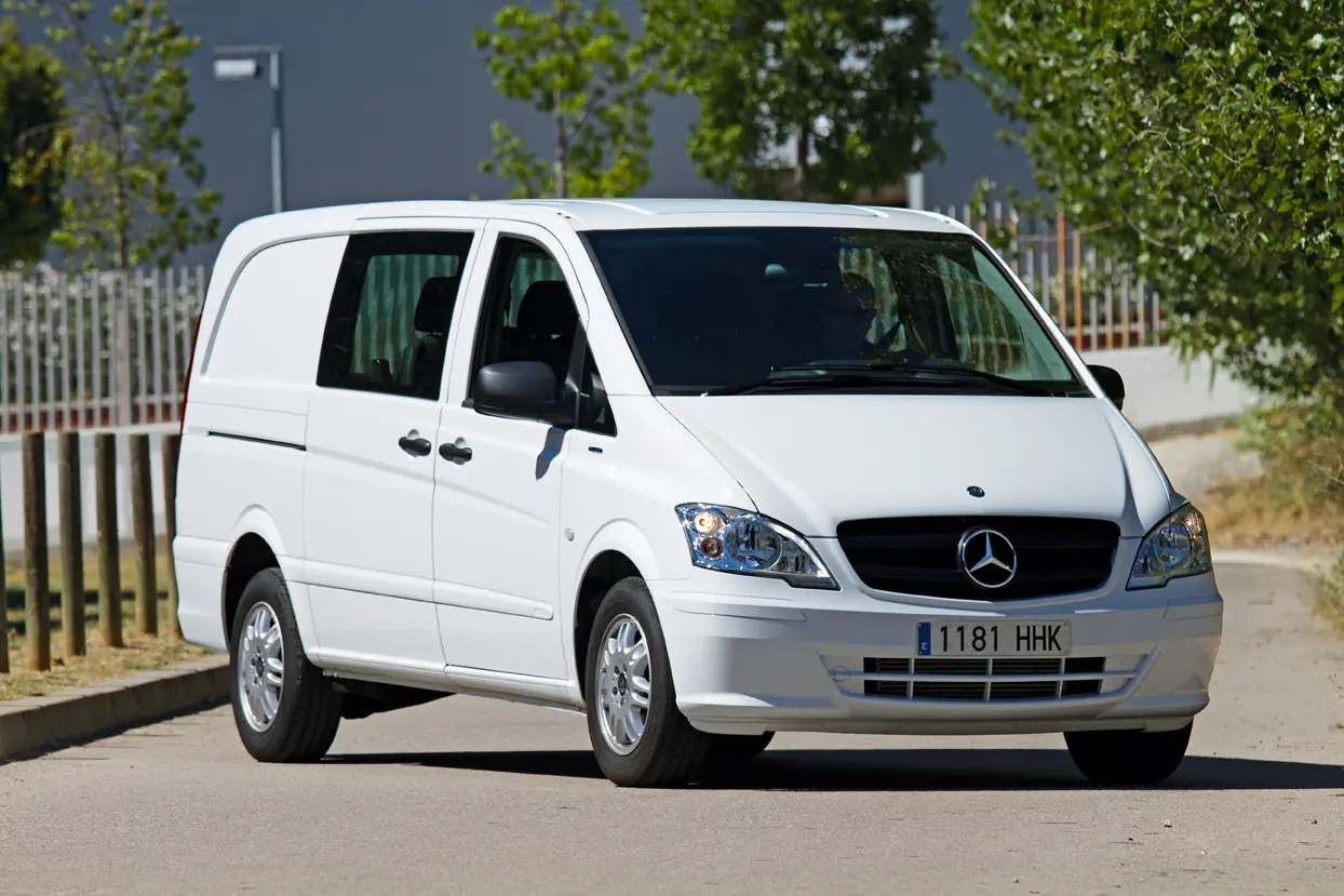 Mercedes-Benz Vito Vito Mixto 113 CDI MX325 Orta 4