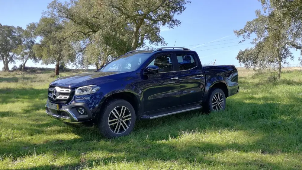 Mercedes-Benz X X 220 d Pure 3
