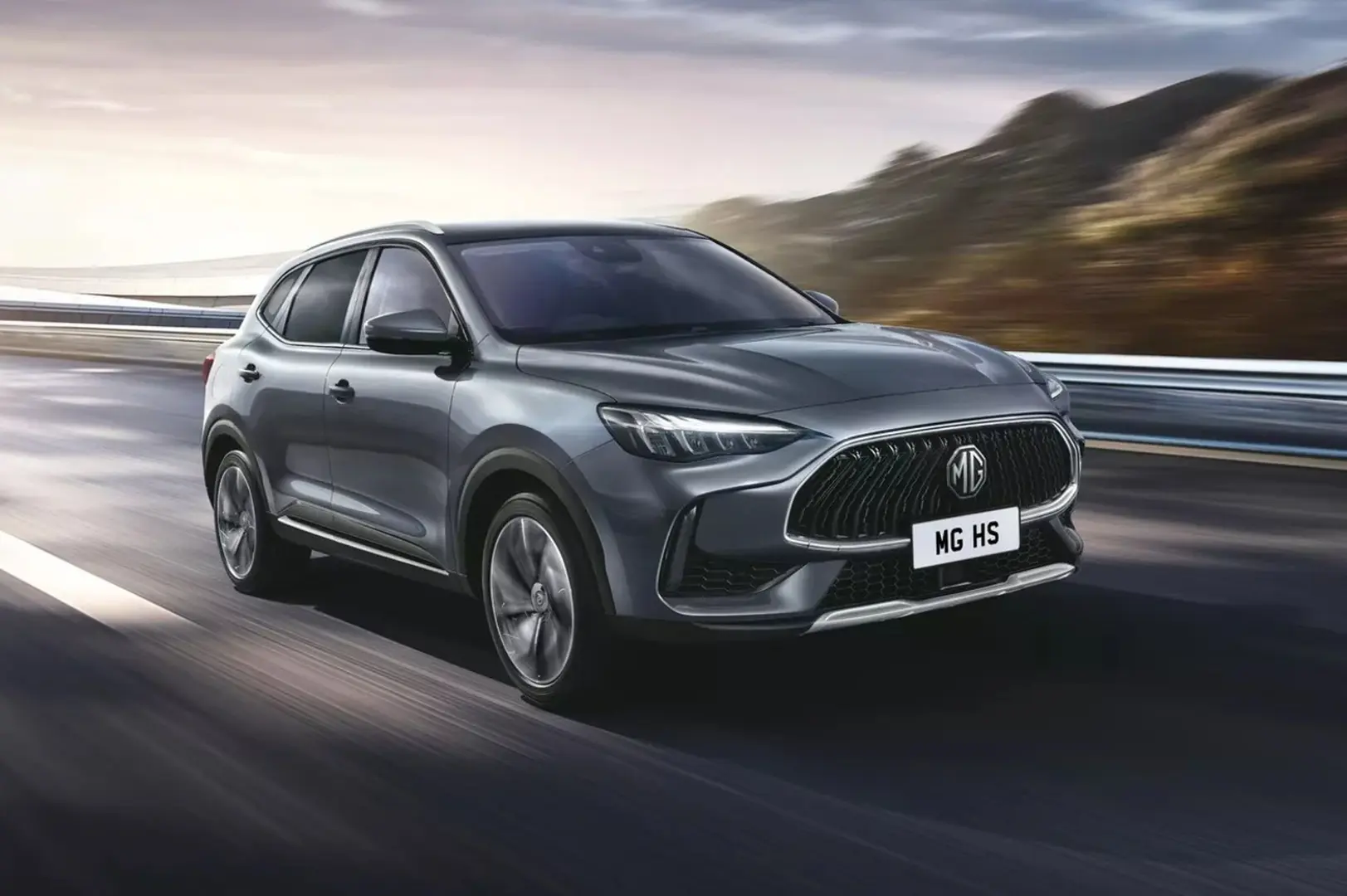 MG HS HS 1.5 T-GDI Luxury 7